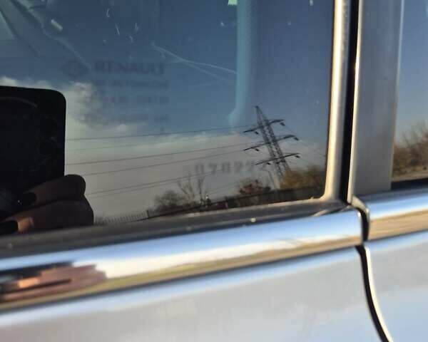 Белый Рено Меган, объемом двигателя 1.46 л и пробегом 177 тыс. км за 16200 $, фото 24 на Automoto.ua