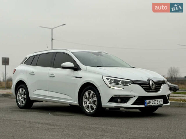 Білий Рено Меган, об'ємом двигуна 1.5 л та пробігом 245 тис. км за 13333 $, фото 8 на Automoto.ua