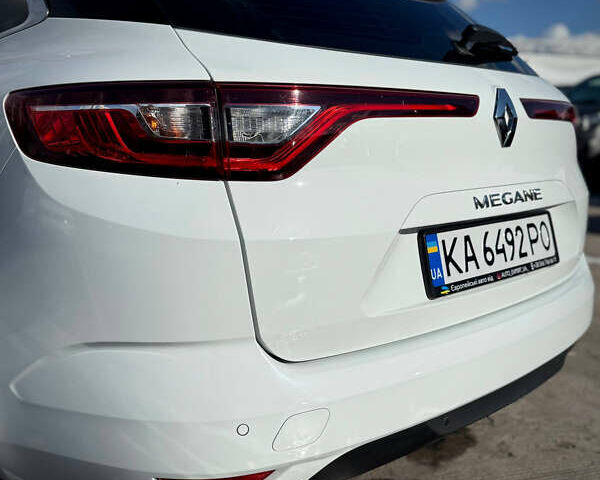 Білий Рено Меган, об'ємом двигуна 1.5 л та пробігом 191 тис. км за 12800 $, фото 10 на Automoto.ua