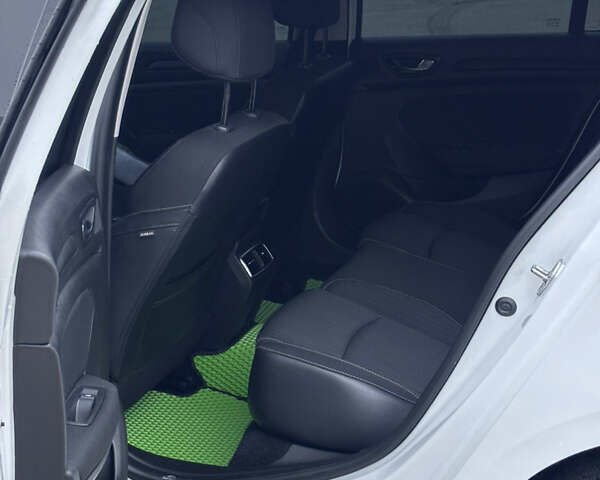 Білий Рено Меган, об'ємом двигуна 1.46 л та пробігом 252 тис. км за 13300 $, фото 11 на Automoto.ua