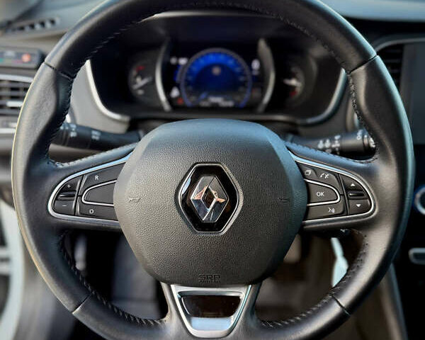Рено Меган 2018 в Киеве на Automoto.ua Белый Рено Меган, объемом двигателя 1.5 л и пробегом 191 тыс. км за 14499 $, фото 21 на Automoto.ua