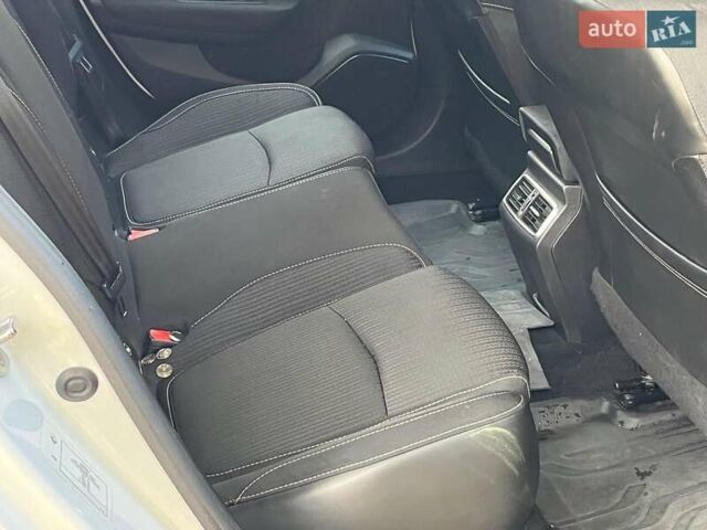 Белый Рено Меган, объемом двигателя 1.5 л и пробегом 250 тыс. км за 10890 $, фото 22 на Automoto.ua