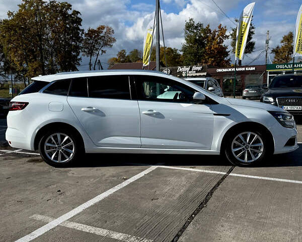 Рено Меган 2018 в Киеве на Automoto.ua Белый Рено Меган, объемом двигателя 1.5 л и пробегом 191 тыс. км за 14499 $, фото 1 на Automoto.ua