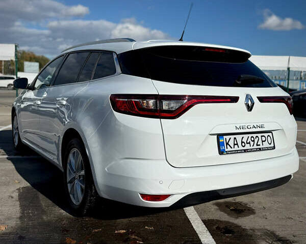 Рено Меган 2018 в Киеве на Automoto.ua Белый Рено Меган, объемом двигателя 1.5 л и пробегом 191 тыс. км за 14499 $, фото 4 на Automoto.ua
