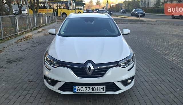 Білий Рено Меган, об'ємом двигуна 1.46 л та пробігом 216 тис. км за 12900 $, фото 1 на Automoto.ua