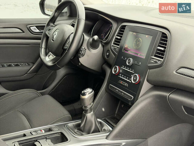 Білий Рено Меган, об'ємом двигуна 1.5 л та пробігом 245 тис. км за 12999 $, фото 72 на Automoto.ua