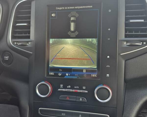 Белый Рено Меган, объемом двигателя 1.46 л и пробегом 177 тыс. км за 16200 $, фото 11 на Automoto.ua