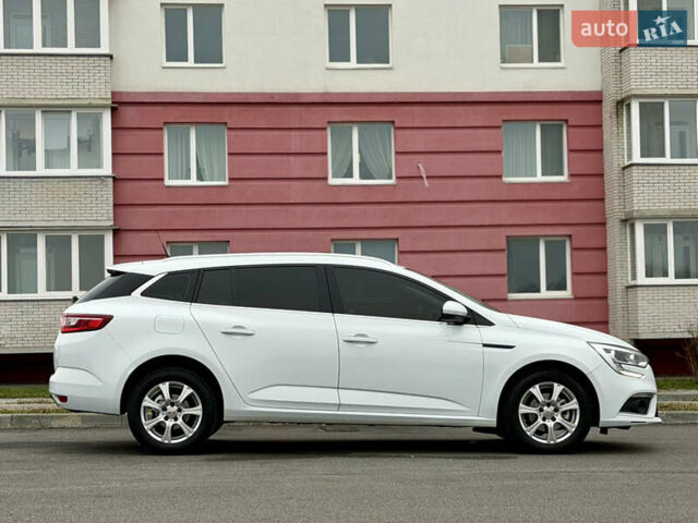 Білий Рено Меган, об'ємом двигуна 1.5 л та пробігом 245 тис. км за 13333 $, фото 16 на Automoto.ua