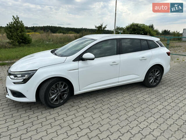 Белый Рено Меган, объемом двигателя 1.6 л и пробегом 217 тыс. км за 12900 $, фото 10 на Automoto.ua