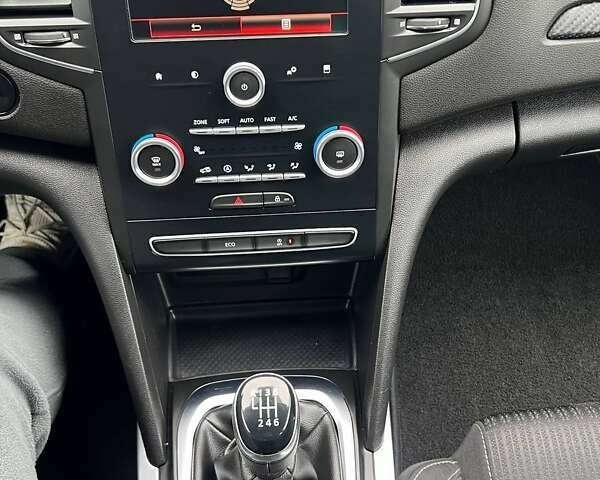 Білий Рено Меган, об'ємом двигуна 1.5 л та пробігом 145 тис. км за 14500 $, фото 18 на Automoto.ua