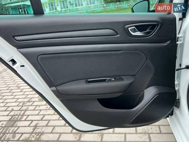 Білий Рено Меган, об'ємом двигуна 1.5 л та пробігом 145 тис. км за 14500 $, фото 19 на Automoto.ua