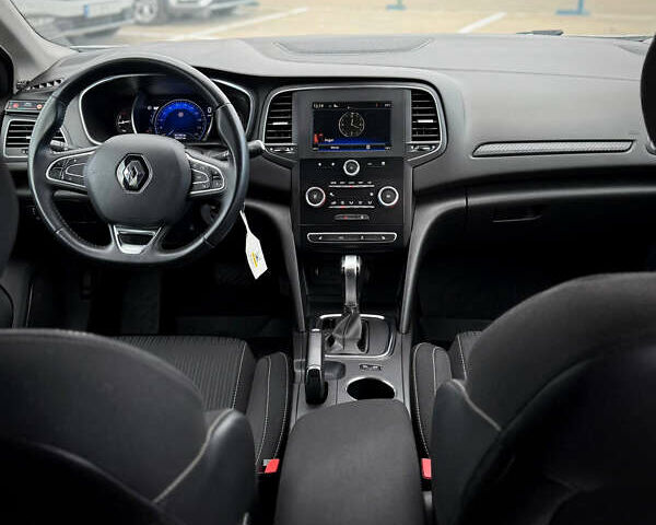 Рено Меган 2018 в Киеве на Automoto.ua Белый Рено Меган, объемом двигателя 1.5 л и пробегом 191 тыс. км за 14499 $, фото 20 на Automoto.ua