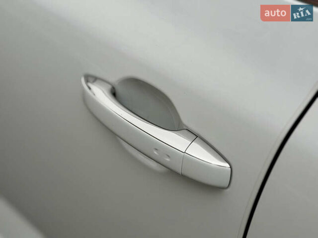 Білий Рено Меган, об'ємом двигуна 1.5 л та пробігом 245 тис. км за 13333 $, фото 20 на Automoto.ua