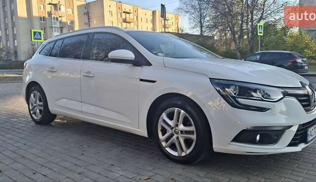 Білий Рено Меган, об'ємом двигуна 1.46 л та пробігом 216 тис. км за 12900 $, фото 5 на Automoto.ua