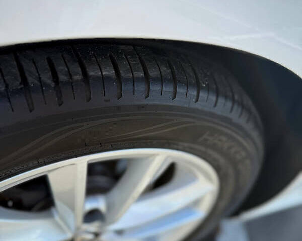 Рено Меган 2018 в Киеве на Automoto.ua Белый Рено Меган, объемом двигателя 1.5 л и пробегом 191 тыс. км за 14499 $, фото 13 на Automoto.ua