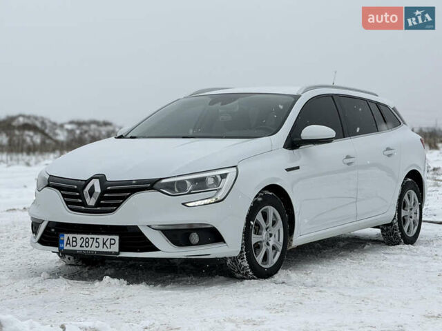 Білий Рено Меган, об'ємом двигуна 1.5 л та пробігом 245 тис. км за 12999 $, фото 1 на Automoto.ua