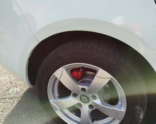 Білий Рено Меган, об'ємом двигуна 1.46 л та пробігом 252 тис. км за 12500 $, фото 3 на Automoto.ua