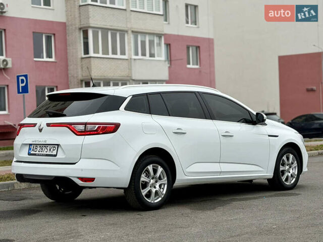 Білий Рено Меган, об'ємом двигуна 1.5 л та пробігом 245 тис. км за 13333 $, фото 17 на Automoto.ua