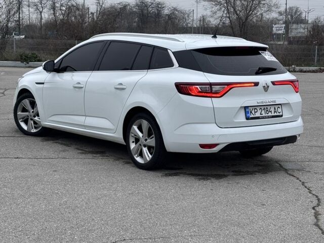 Белый Рено Меган, объемом двигателя 1.5 л и пробегом 250 тыс. км за 13300 $, фото 4 на Automoto.ua