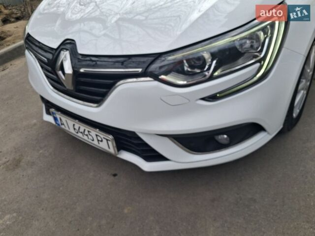 Белый Рено Меган, объемом двигателя 1.46 л и пробегом 200 тыс. км за 13800 $, фото 21 на Automoto.ua