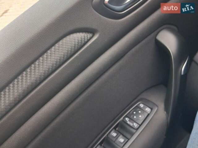 Белый Рено Меган, объемом двигателя 1.46 л и пробегом 200 тыс. км за 13800 $, фото 33 на Automoto.ua