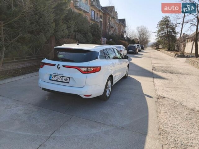 Белый Рено Меган, объемом двигателя 1.46 л и пробегом 217 тыс. км за 13000 $, фото 4 на Automoto.ua