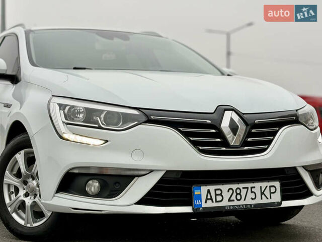 Білий Рено Меган, об'ємом двигуна 1.5 л та пробігом 245 тис. км за 13333 $, фото 10 на Automoto.ua