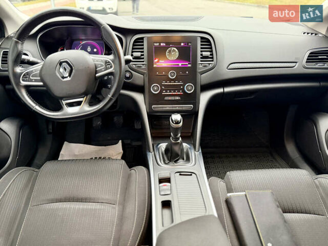 Білий Рено Меган, об'ємом двигуна 1.5 л та пробігом 245 тис. км за 13333 $, фото 46 на Automoto.ua