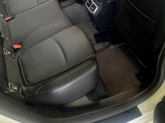 Белый Рено Меган, объемом двигателя 1.5 л и пробегом 177 тыс. км за 14300 $, фото 10 на Automoto.ua