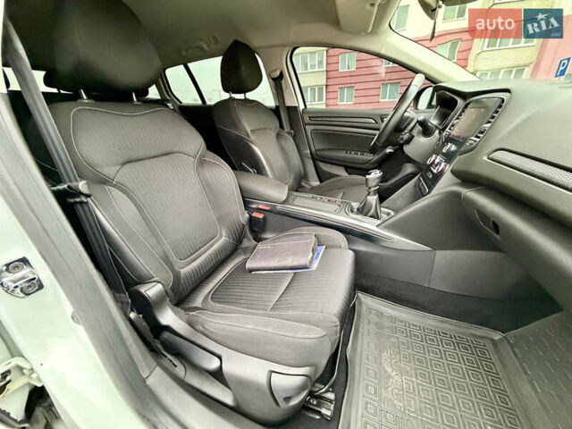 Білий Рено Меган, об'ємом двигуна 1.5 л та пробігом 245 тис. км за 13333 $, фото 59 на Automoto.ua