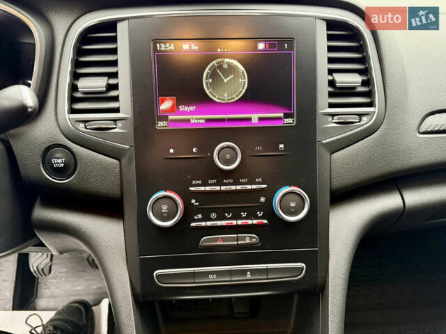 Білий Рено Меган, об'ємом двигуна 1.5 л та пробігом 245 тис. км за 13333 $, фото 37 на Automoto.ua