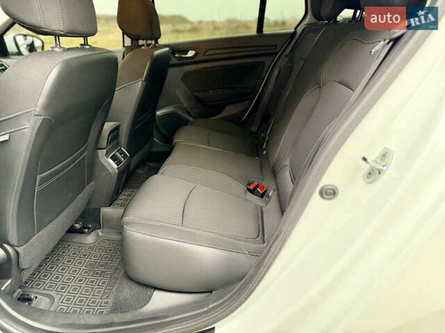 Білий Рено Меган, об'ємом двигуна 1.5 л та пробігом 245 тис. км за 13333 $, фото 45 на Automoto.ua