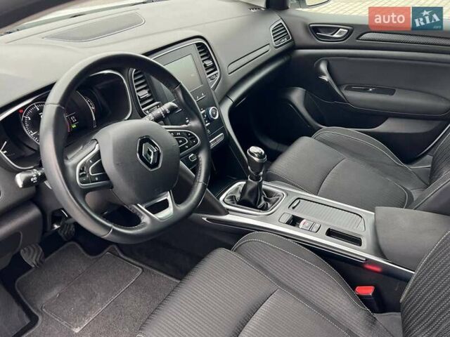 Білий Рено Меган, об'ємом двигуна 1.5 л та пробігом 145 тис. км за 14500 $, фото 16 на Automoto.ua