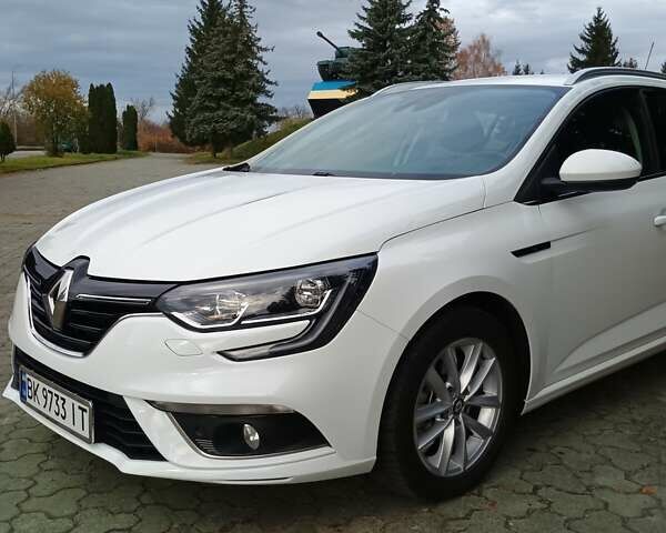 Белый Рено Меган, объемом двигателя 1.5 л и пробегом 222 тыс. км за 12600 $, фото 29 на Automoto.ua