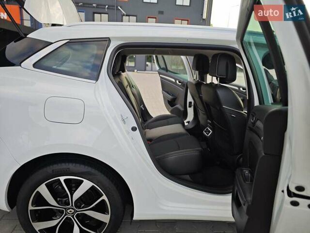 Белый Рено Меган, объемом двигателя 1.5 л и пробегом 114 тыс. км за 18600 $, фото 59 на Automoto.ua