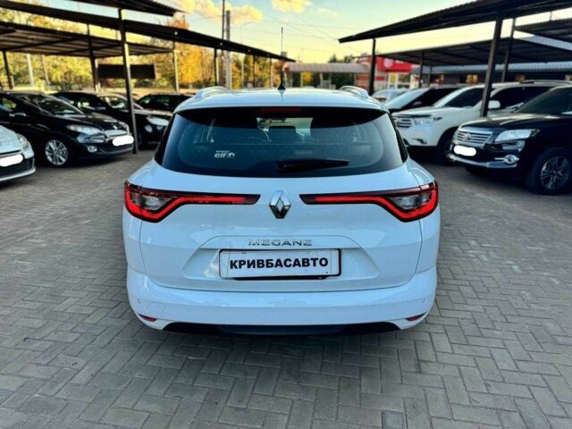 Белый Рено Меган, объемом двигателя 1.5 л и пробегом 204 тыс. км за 13900 $, фото 7 на Automoto.ua