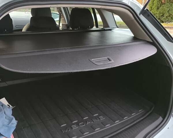 Белый Рено Меган, объемом двигателя 1.5 л и пробегом 222 тыс. км за 12600 $, фото 77 на Automoto.ua