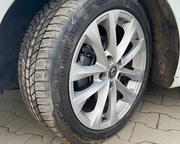 Білий Рено Меган, об'ємом двигуна 1.5 л та пробігом 177 тис. км за 14300 $, фото 10 на Automoto.ua