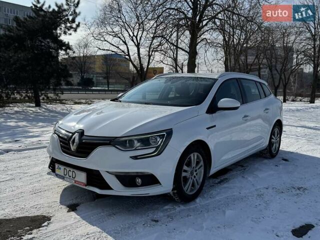 Білий Рено Меган, об'ємом двигуна 1.5 л та пробігом 168 тис. км за 14200 $, фото 7 на Automoto.ua