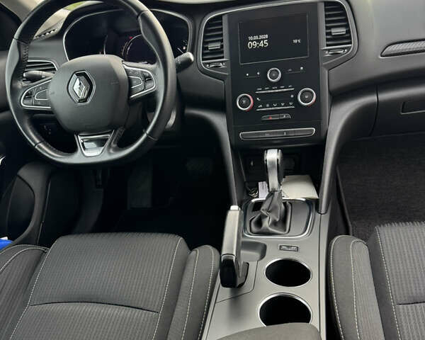 Білий Рено Меган, об'ємом двигуна 1.5 л та пробігом 115 тис. км за 16500 $, фото 6 на Automoto.ua