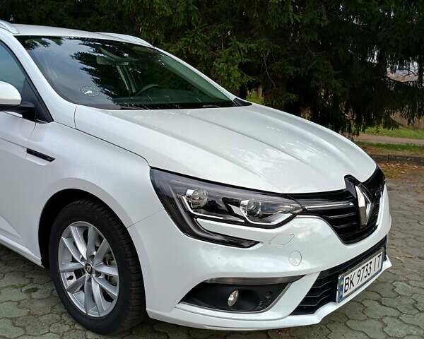 Белый Рено Меган, объемом двигателя 1.5 л и пробегом 222 тыс. км за 12600 $, фото 28 на Automoto.ua