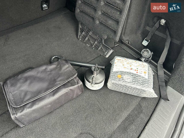 Белый Рено Меган, объемом двигателя 1.5 л и пробегом 174 тыс. км за 12950 $, фото 73 на Automoto.ua