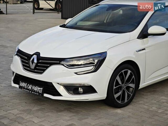 Белый Рено Меган, объемом двигателя 1.5 л и пробегом 114 тыс. км за 18600 $, фото 10 на Automoto.ua
