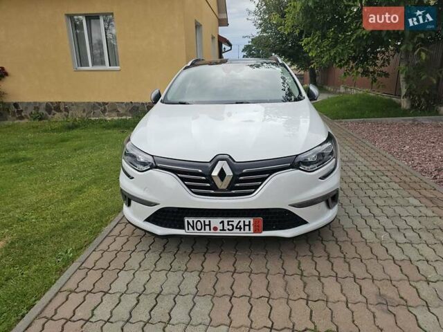 Белый Рено Меган, объемом двигателя 1.46 л и пробегом 210 тыс. км за 14750 $, фото 1 на Automoto.ua