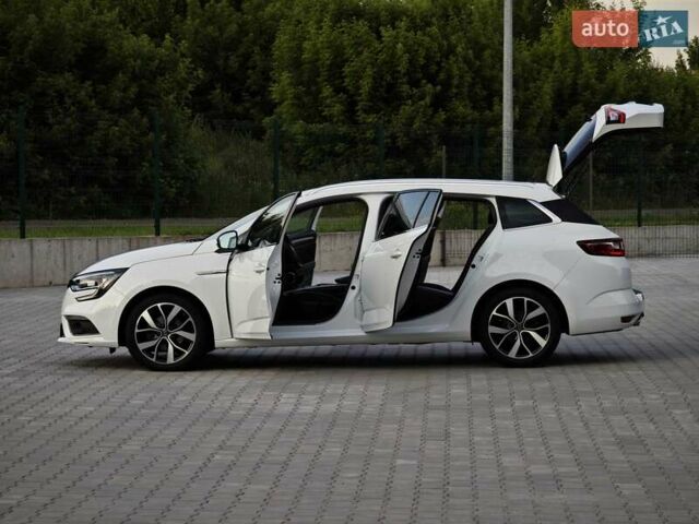 Белый Рено Меган, объемом двигателя 1.5 л и пробегом 114 тыс. км за 18600 $, фото 82 на Automoto.ua