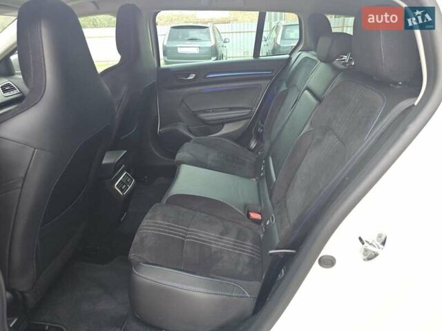 Белый Рено Меган, объемом двигателя 1.46 л и пробегом 210 тыс. км за 14750 $, фото 29 на Automoto.ua