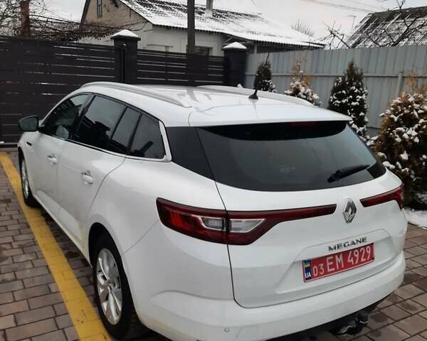 Белый Рено Меган, объемом двигателя 1.33 л и пробегом 207 тыс. км за 12300 $, фото 5 на Automoto.ua