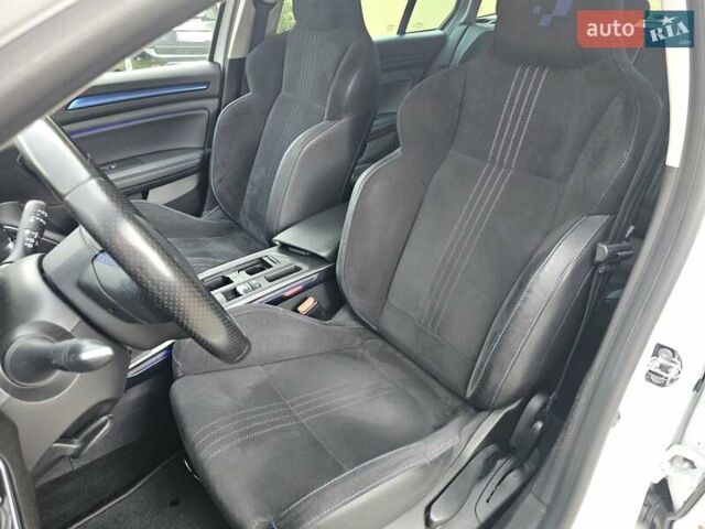 Белый Рено Меган, объемом двигателя 1.46 л и пробегом 210 тыс. км за 14750 $, фото 31 на Automoto.ua
