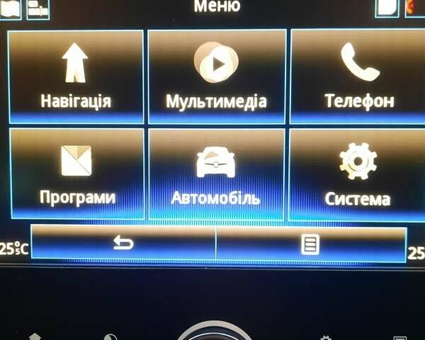 Белый Рено Меган, объемом двигателя 1.33 л и пробегом 207 тыс. км за 12300 $, фото 16 на Automoto.ua