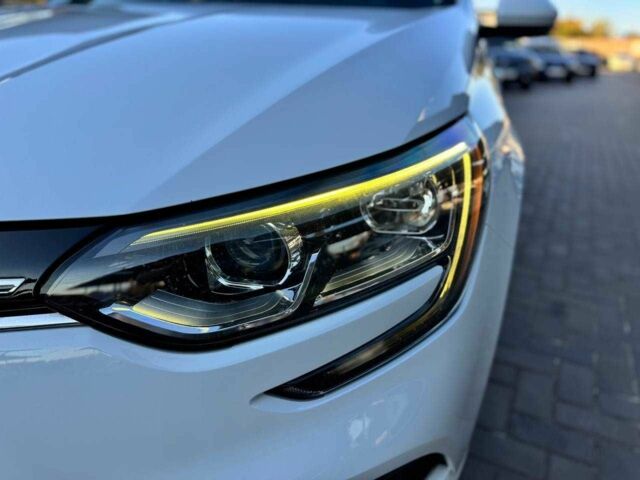 Белый Рено Меган, объемом двигателя 1.5 л и пробегом 204 тыс. км за 13900 $, фото 4 на Automoto.ua